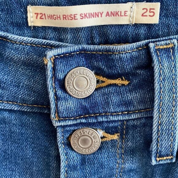 Levi’s High Rise Skinny Slit Crop Jeans Button Fly Jeans Size 25 - Picture 11 of 12